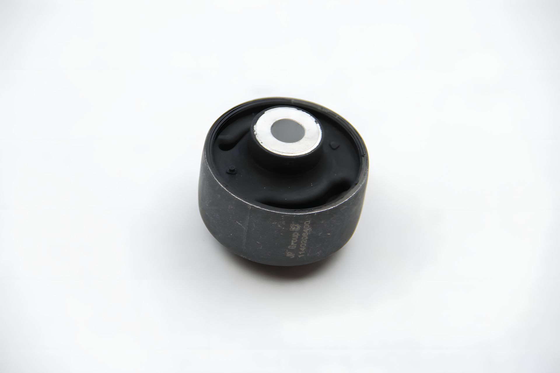 Сайлентблок переднього важеля (задній) Caddy/Jetta 10-/Octavia 04-, JP Group (1140206400) Сайлентблок переднього важеля (задній) Caddy/Jetta 10-/Octavia 04-, JP Group (1140206400)