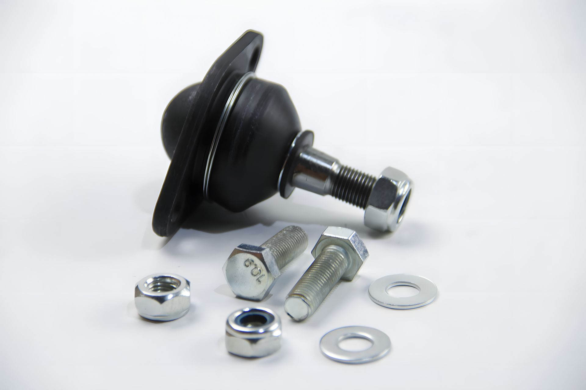 Кульова опора (передня/нижня) для Lada моделей 2108-21099, 2113-2115, A.B.S. (220119) Кульова опора (передня/нижня) для Lada моделей 2108-21099, 2113-2115, A.B.S. (220119)