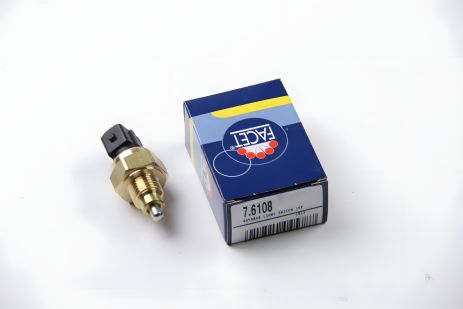 Датчик хода заднего для Scudo/Jumpy 1.9D/Berlingo (кпп.BE3), FACET (76108) Датчик хода заднего для Scudo/Jumpy 1.9D/Berlingo (кпп.BE3), FACET (76108)