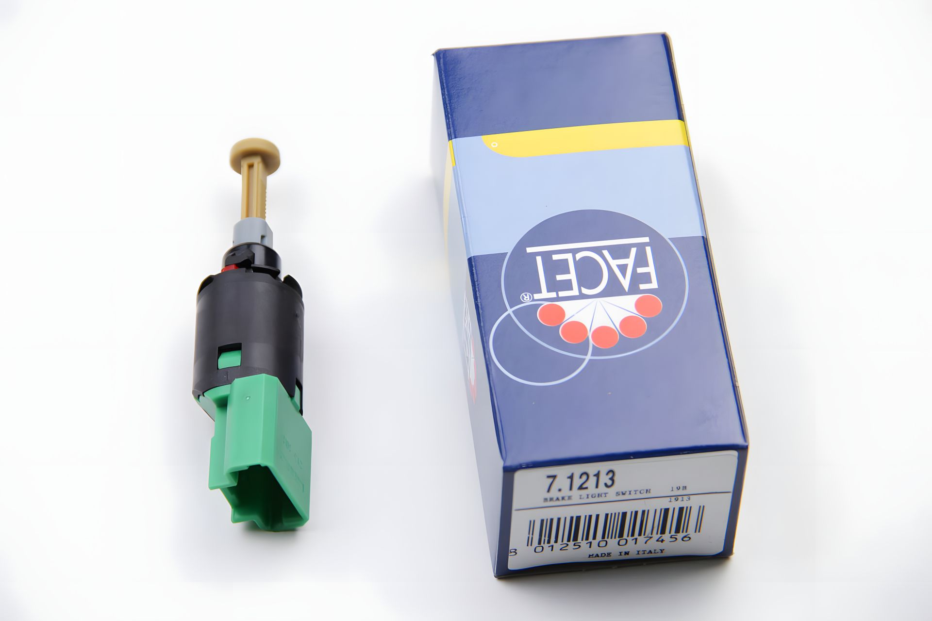 Стоп-сигналу датчик Berlingo 08-/Jumpy 07-/C4/C5 04-/307 00-, FACET (71213) Стоп-сигналу датчик Berlingo 08-/Jumpy 07-/C4/C5 04-/307 00-, FACET (71213)