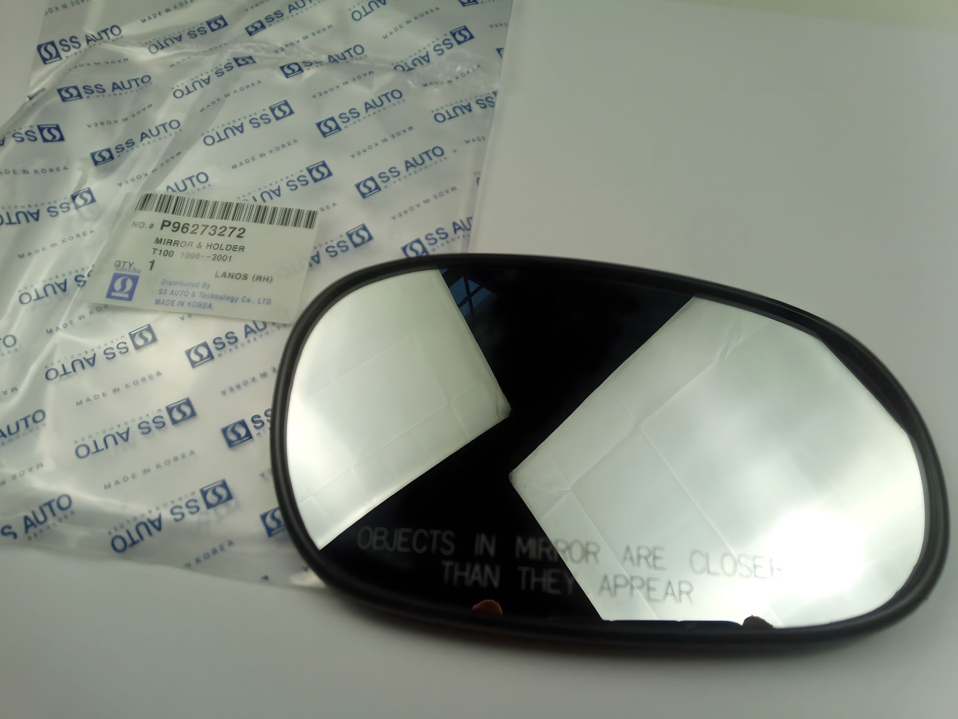 Зеркальный элемент Lanos правый, (96273272) 4 крепления Зеркальный элемент Lanos правый, (96273272) 4 крепления