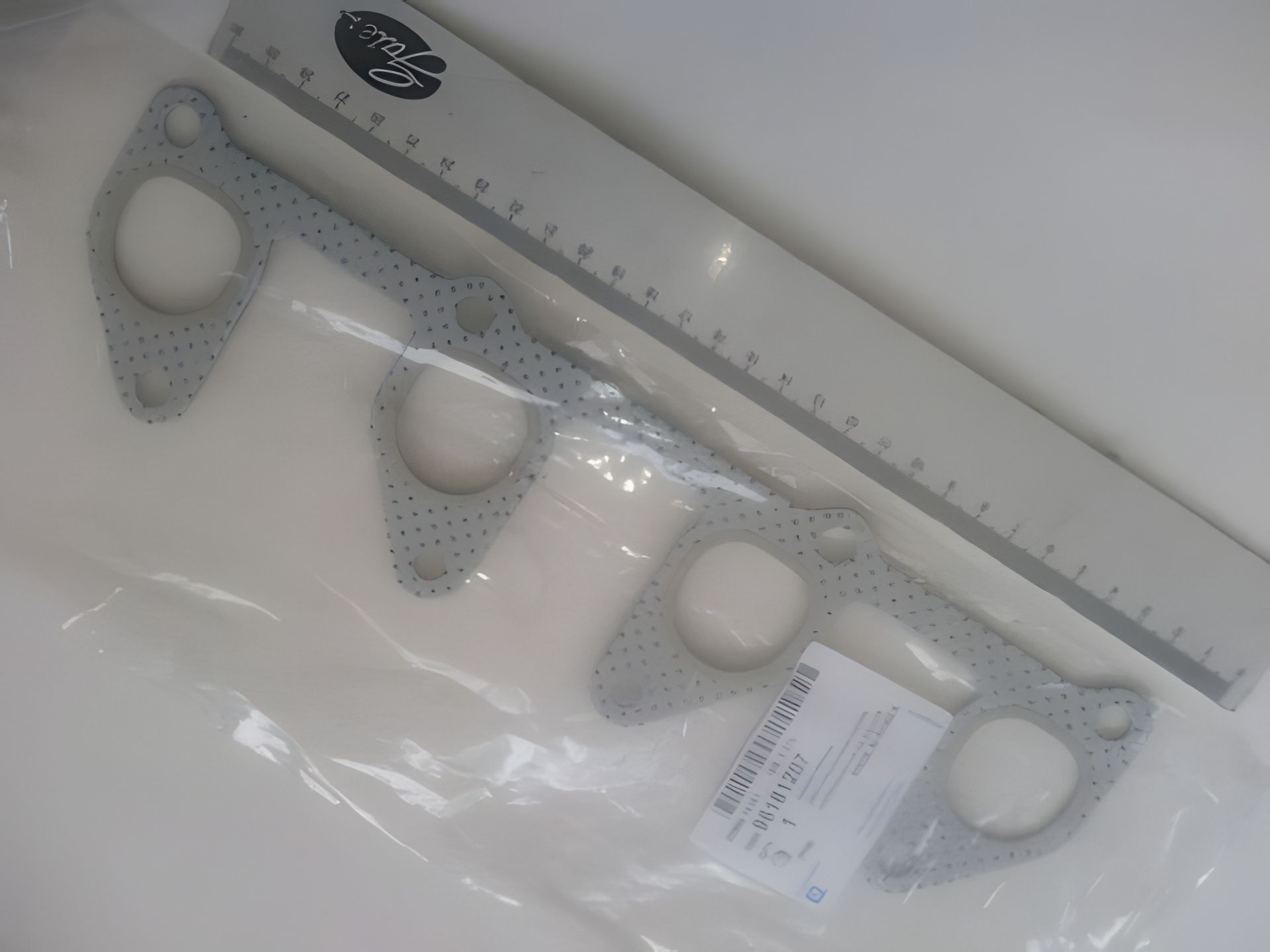 Випускна прокладка колектора Lanos 1.5 "GM" (96181207) Випускна прокладка колектора Lanos 1.5 "GM" (96181207)