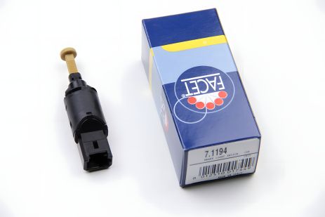 Датчик стоп-сигнала для Berlingo/Partner 96-, FACET (71194) Датчик стоп-сигнала для Berlingo/Partner 96-, FACET (71194)