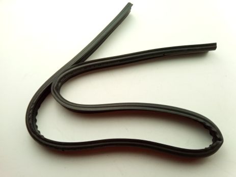 Capot Seal Vaz 2108 Plant (2108-8402200) (2108-8402200R)