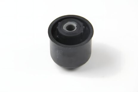 Задній поздовжній сайлентблок для Audi A3 03-/Seat Altea XL Toledo III/Leon 05-/Skoda Octavia 04-/VW Golf Задній поздовжній сайлентблок для Audi A3 03-/Seat Altea XL Toledo III/Leon 05-/Skoda Octavia 04-/VW Golf