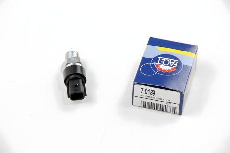 Масляный датчик давления для Logan/Sandero/Kangoo 1.4/1.6 04-, FACET (70189)