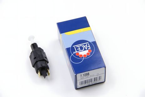 Датчик стоп-сигнала для OPEL VECTRA (ВСЕ МОДЕЛИ)/Daewoo Lanos/Sens 89-, FACET (71098) Датчик стоп-сигнала для OPEL VECTRA (ВСЕ МОДЕЛИ)/Daewoo Lanos/Sens 89-, FACET (71098)