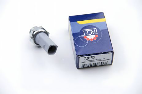 Датчик давления масла (0,9bar/1 контакт/бежевый/с уплотнителем кольцом) для FABIA/OCTAVIA 1.0/1.4 99-03, FACET Датчик давления масла (0,9bar/1 контакт/бежевый/с уплотнителем кольцом) для FABIA/OCTAVIA 1.0/1.4 99-03, FACET