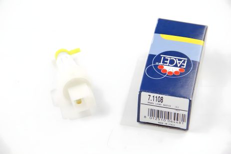 Стоп-сигналу датчик Ducato/Jumper 94-02, FACET (71108)