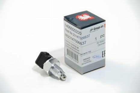 Датчик заднего хода для BMW 3 (E36) 90- / 5 (E39) 97-, JP Group (1496600200) Датчик заднего хода для BMW 3 (E36) 90- / 5 (E39) 97-, JP Group (1496600200)