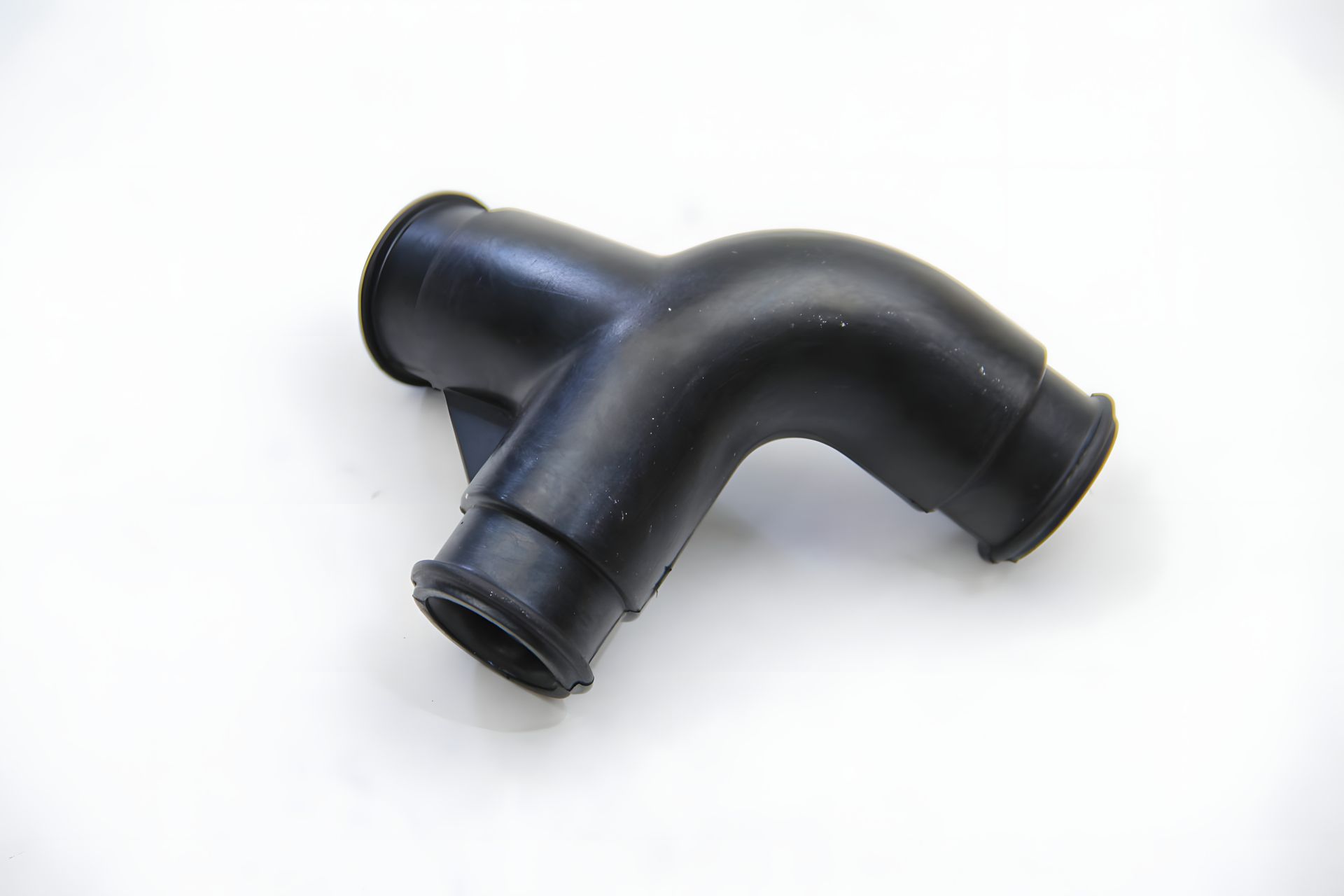 Картера вентиляции патрубок A4/A6/Passat/Superb 1.8T, JP Group (1111153100) Картера вентиляции патрубок A4/A6/Passat/Superb 1.8T, JP Group (1111153100)