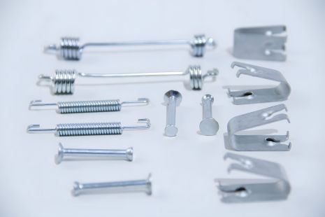 Комплект пружинок для колодок ручного гальма, jumper iii/f ducato Autotechteile (5040703) Комплект пружинок для колодок ручного гальма, jumper iii/f ducato Autotechteile (5040703)