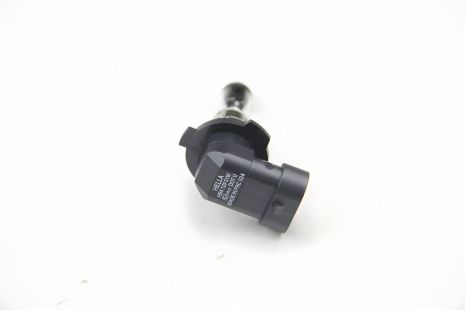 Лампа накаливания 12V 55W HB4 (HELLA 8GH005636121) Лампа накаливания 12V 55W HB4 (HELLA 8GH005636121)