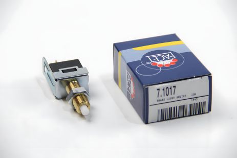 Датчик стоп-сигналу Corolla/Camry/Pajero/Lancer/Galant/Colt/Mazda 626/323 1.0-4.02 81-, FACET (71017 Датчик стоп-сигналу Corolla/Camry/Pajero/Lancer/Galant/Colt/Mazda 626/323 1.0-4.02 81-, FACET (71017
