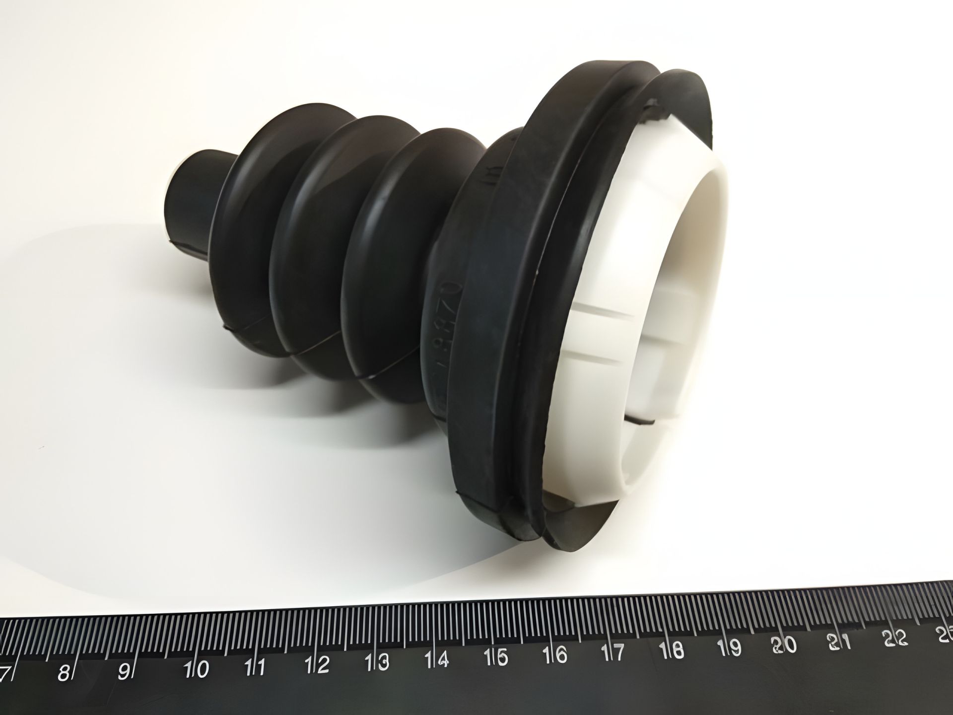 Пильовик куліс КПП для Aveo, GM 96348869 Пильовик куліс КПП для Aveo, GM 96348869