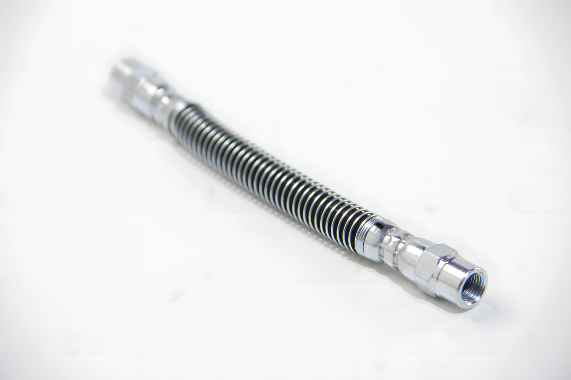 Задній гальмівний шланг VW T4 (155mm), JP Group (1161703200) Задній гальмівний шланг VW T4 (155mm), JP Group (1161703200)