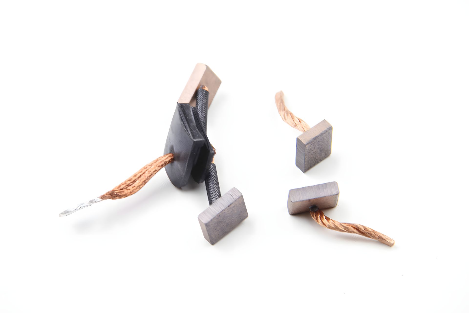 Стартові Щітки (набір 4шт) Sprinter (211-516)/Vito (113-116) 2.1/2.2 CDI, POWERMAX (81018555) Стартові Щітки (набір 4шт) Sprinter (211-516)/Vito (113-116) 2.1/2.2 CDI, POWERMAX (81018555)