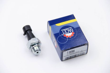 Датчик тиску оливи (0,3bar/1 конт./чорний) Doblo/Ducato/Combo/Astra 0.8-2.5 84-, FACET (70096)