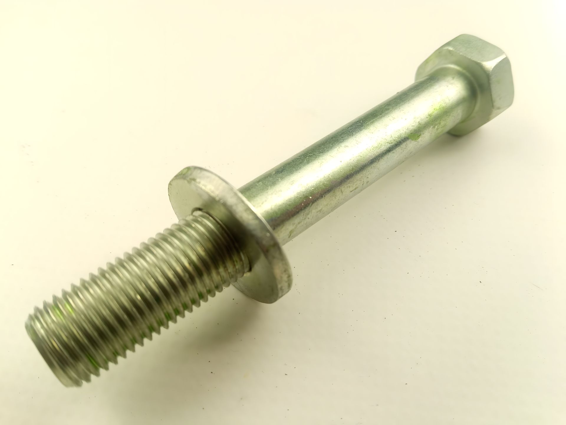 Болт розвалу Тойота (9011912131) (90119-12131) (Оригінал) Болт розвалу Тойота (9011912131) (90119-12131) (Оригінал)