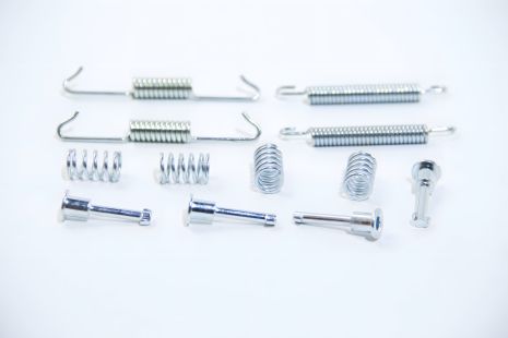 К-кт монтажний задніх гальм барабанних BMW X5/VW T5/TOUAREG 02- 185х30, JP Group (1163950110)