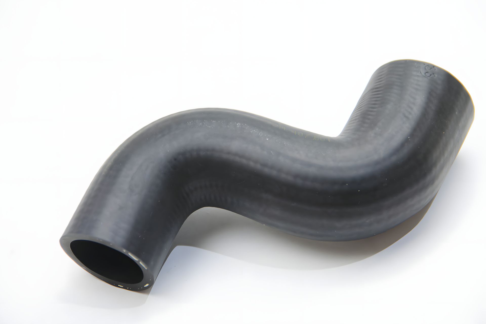 Радіатора патрубок Kadett/Astra/Vectra 1.6-2.0 -95, JP Group (1214300200) Радіатора патрубок Kadett/Astra/Vectra 1.6-2.0 -95, JP Group (1214300200)