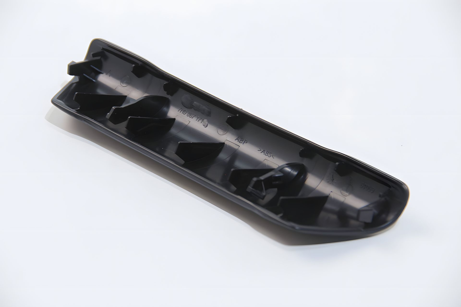 Внутренняя накладка ручки двери для Volkswagen T5, Autotechteile (номер: 3867001) Внутренняя накладка ручки двери для Volkswagen T5, Autotechteile (номер: 3867001)