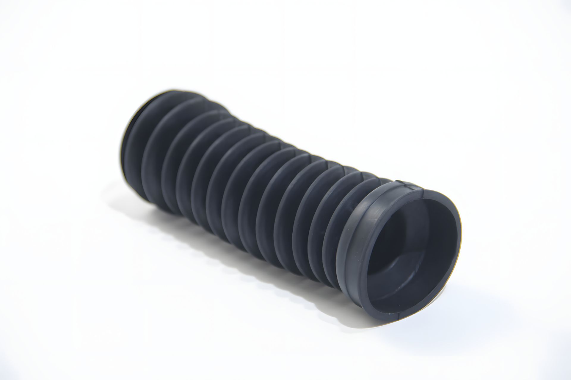 Пильовик рульової тяги для Audi 80 -96/Passat -88, JP Group (1144702000) Пильовик рульової тяги для Audi 80 -96/Passat -88, JP Group (1144702000)