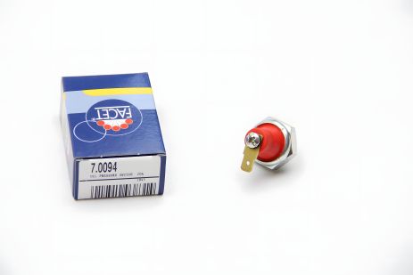 Тиску оливи датчик Mutsubishi Carisma/Colt/Galant/L200/Lancer/Pajero 1.6-2.5 91-15 (FACET 70094) Тиску оливи датчик Mutsubishi Carisma/Colt/Galant/L200/Lancer/Pajero 1.6-2.5 91-15 (FACET 70094)