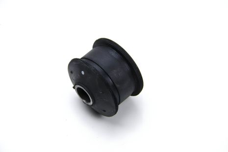 Сайлентблок переднього важеля для Transit 8699, BASBUG (BSG30700010) Сайлентблок переднього важеля для Transit 8699, BASBUG (BSG30700010)
