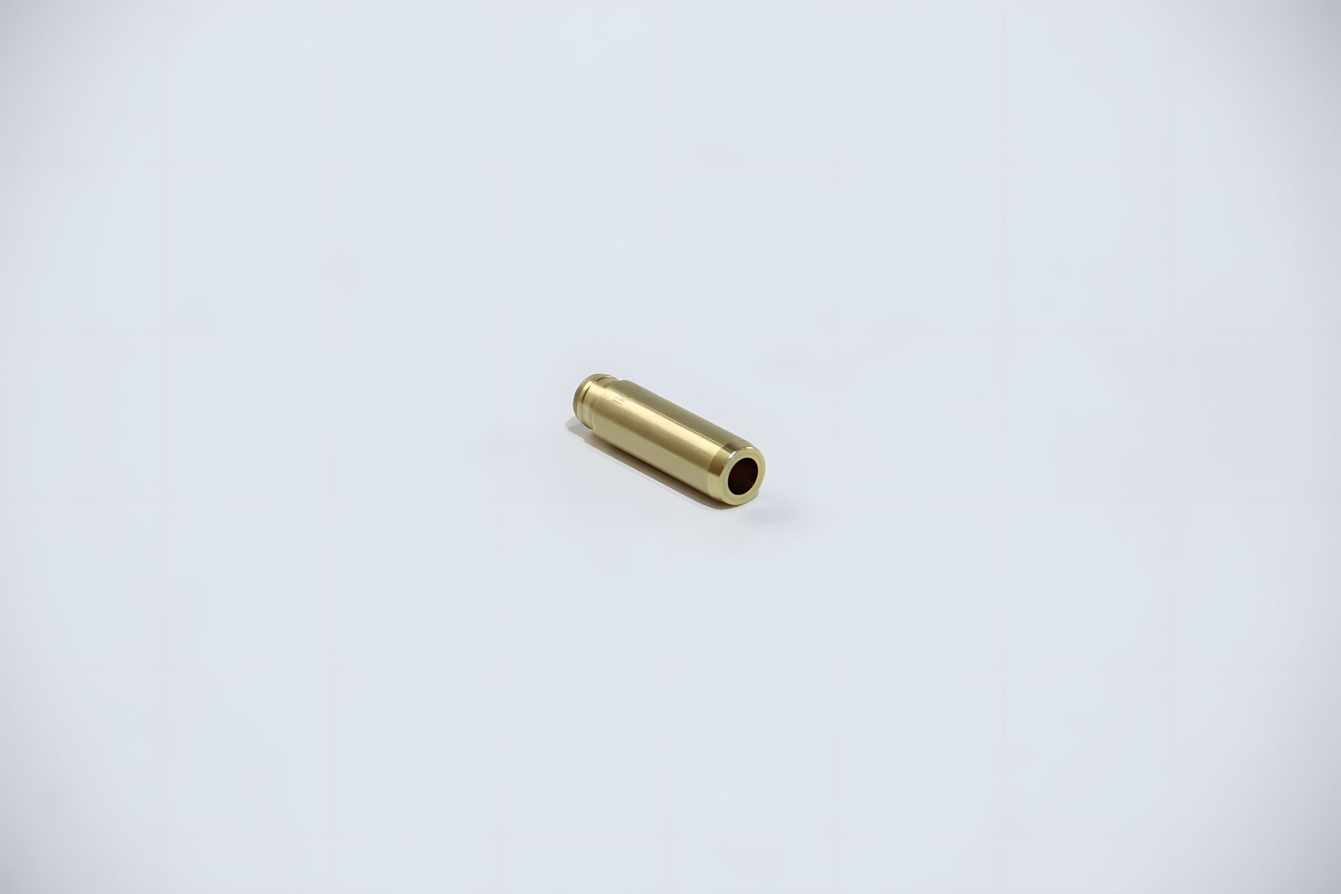 Втулка клапана направляюча VW Touareg 3.0/4.2 TDI 04-, TRW ENGINE (813324) Втулка клапана направляюча VW Touareg 3.0/4.2 TDI 04-, TRW ENGINE (813324)