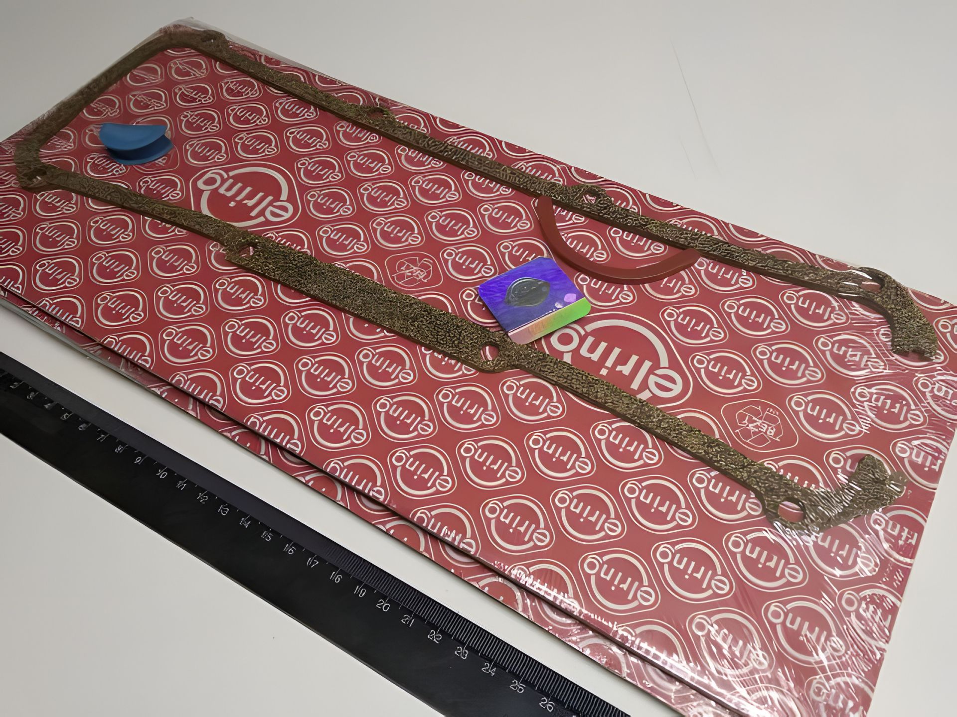 Прокладка крышки клапанов VAG, ELRING (314.773) (026198025A) Прокладка крышки клапанов VAG, ELRING (314.773) (026198025A)