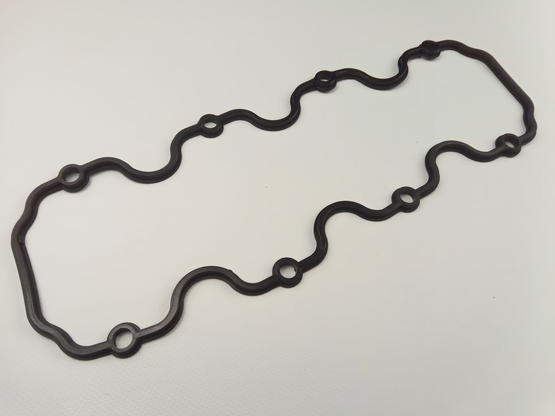 Прокладка клапанної кришки Lanos 1.5 "SHIN KUM" (96181318) товста (SK96181318) Прокладка клапанної кришки Lanos 1.5 "SHIN KUM" (96181318) товста (SK96181318)