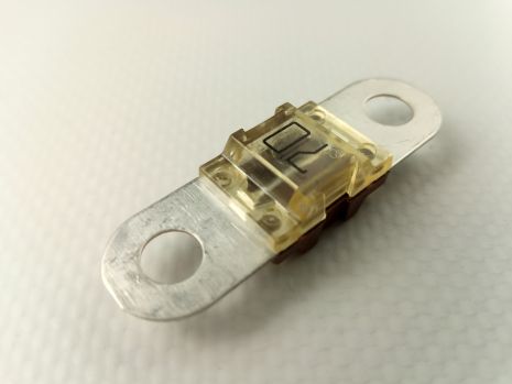 Автомобильный предохранитель TESLA FD "MIDI" 70A (TS FD 70A)