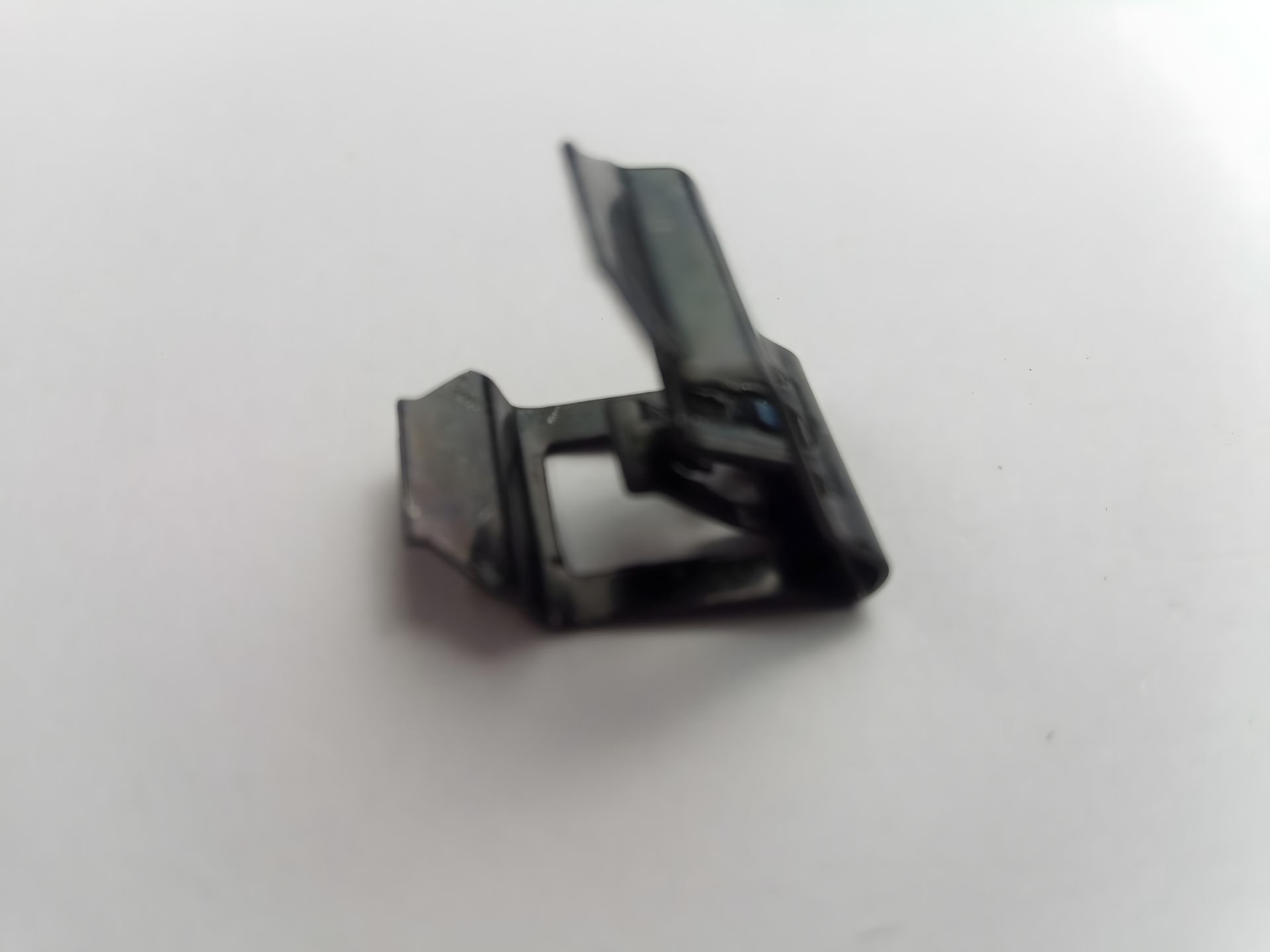 Пістон панелі приладів для Aveo, "GM" (94530631) Пістон панелі приладів для Aveo, "GM" (94530631)