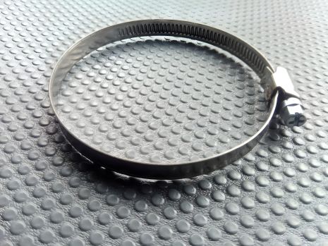 Винтовой хомут APRO из нержавеющей стали 60-80 мм Винтовой хомут APRO из нержавеющей стали 60-80 мм