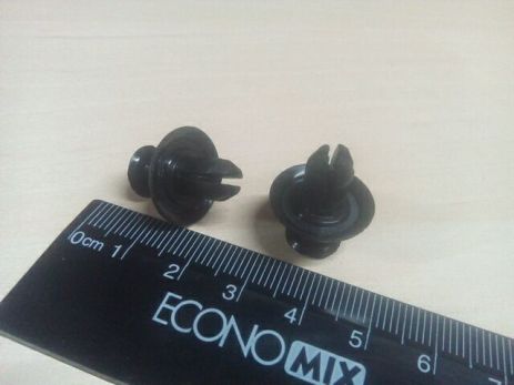 Пистон крепления бампера Mitsubishi, ROMIX (B25700) (MB253964)