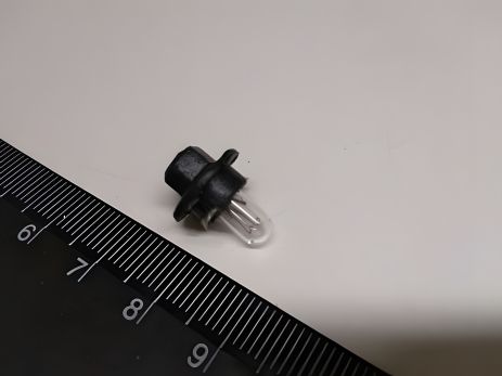 Безцокольна лампа BOCXOD 12V 1,2W BX8,4D з патроном (82781), ціна за 1 шт Безцокольна лампа BOCXOD 12V 1,2W BX8,4D з патроном (82781), ціна за 1 шт