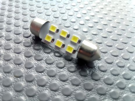 Светодиодная лампа с/ц 12V C5W 36 мм AC 6SMD (35 х 28) белая Светодиодная лампа с/ц 12V C5W 36 мм AC 6SMD (35 х 28) белая