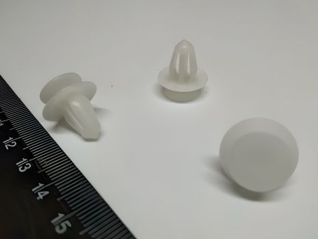 Фиксатор крепления внутренней отделки Opel (C845) (2345957)