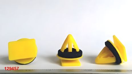 Пистон для крепления молдинга Ssang Yong (CL 98) (7956821000)