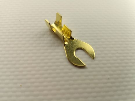 Вилковий наконечник проводки WTE (Туреччина) AY8, 4/діаметр 4,2 мм/товщина 0,50 мм/2,5-4,0 мм кв. Вилковий наконечник проводки WTE (Туреччина) AY8, 4/діаметр 4,2 мм/товщина 0,50 мм/2,5-4,0 мм кв.