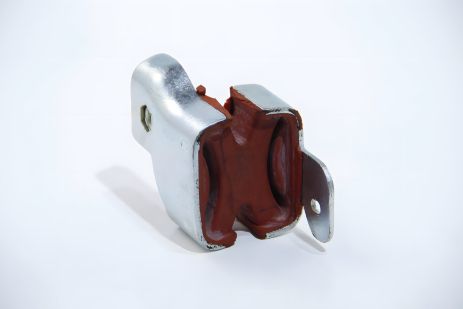Глушника кронштейн Megane II/Scenic II 02-, METALCAUCHO (04712) Глушника кронштейн Megane II/Scenic II 02-, METALCAUCHO (04712)
