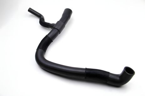 Патрубок радіатора BASBUG (BSG90720032), T4 2.4D (AAB), верхній