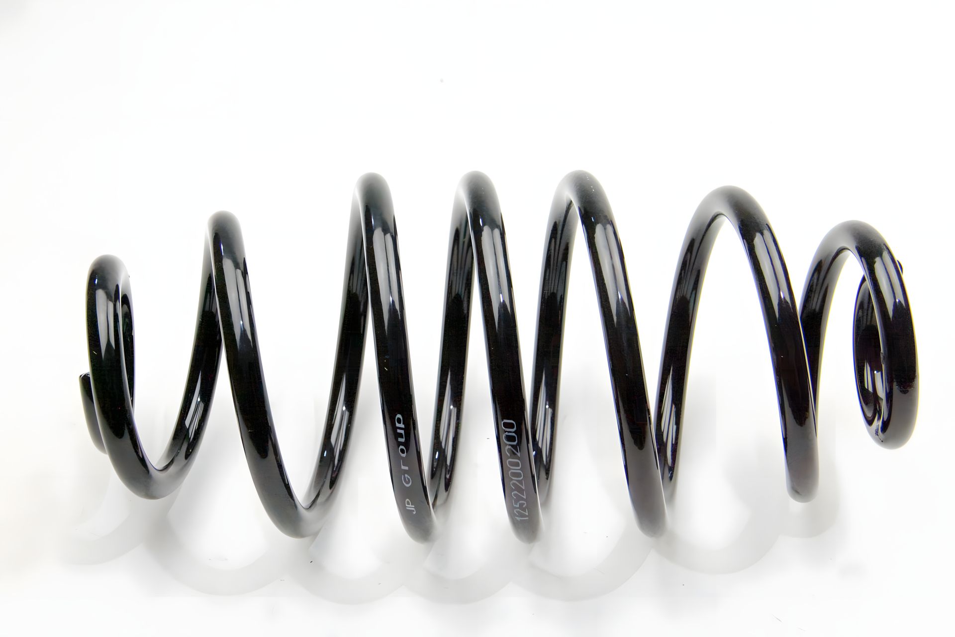 Пружина (задняя) Zafira 99-05 (сменное сечение), JP Group (1252200200) Пружина (задняя) Zafira 99-05 (сменное сечение), JP Group (1252200200)