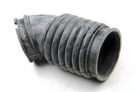 Воздухозаборный патрубок Focus III 10-, BASBUG (BSG30720216) Воздухозаборный патрубок Focus III 10-, BASBUG (BSG30720216)