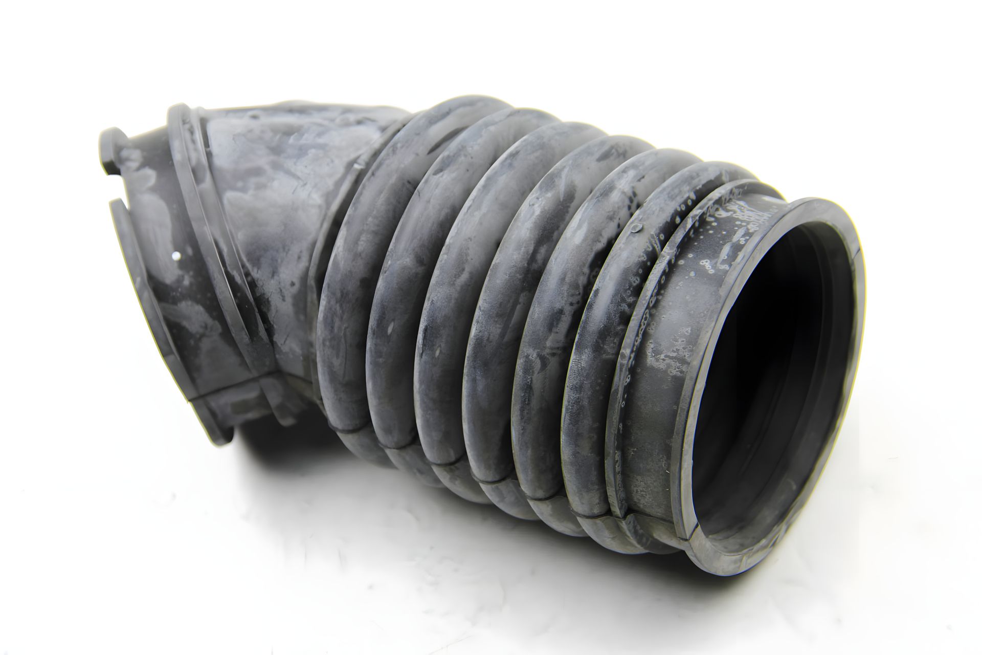 Повітрозабірний патрубок Focus III 10-, BASBUG (BSG30720216) Повітрозабірний патрубок Focus III 10-, BASBUG (BSG30720216)