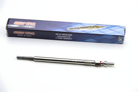 Накаливаемая свеча для MB OM 642/646 (2.2-4.0) Sprinter 04-, NEW CRE (GZ012)