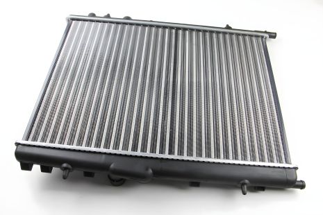 Радіатор води для Berlingo/Partner (крім 1.6HDI) 02-08 (380x549x26), ASAM (32177)