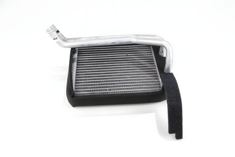 Радиатор для печки SANTA FE 2.0-2.7 01-60 (Prem. Line! OE), MAHLE/KNECHT (AH174000P)