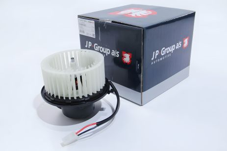 Моторчик пічки T4 1.9/2.4D/2.5TDI (окрім 111kW) (146mm), JP Group (1126101800) Моторчик пічки T4 1.9/2.4D/2.5TDI (окрім 111kW) (146mm), JP Group (1126101800)
